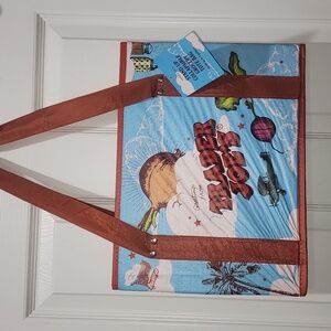 Trader Joe's NWT, Stand-up Collapsible Reusable Tote bag